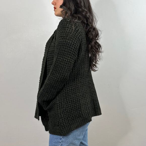 John + Jenn Dark Green Oversized Open Knit Cardigan - Picture 5 of 7